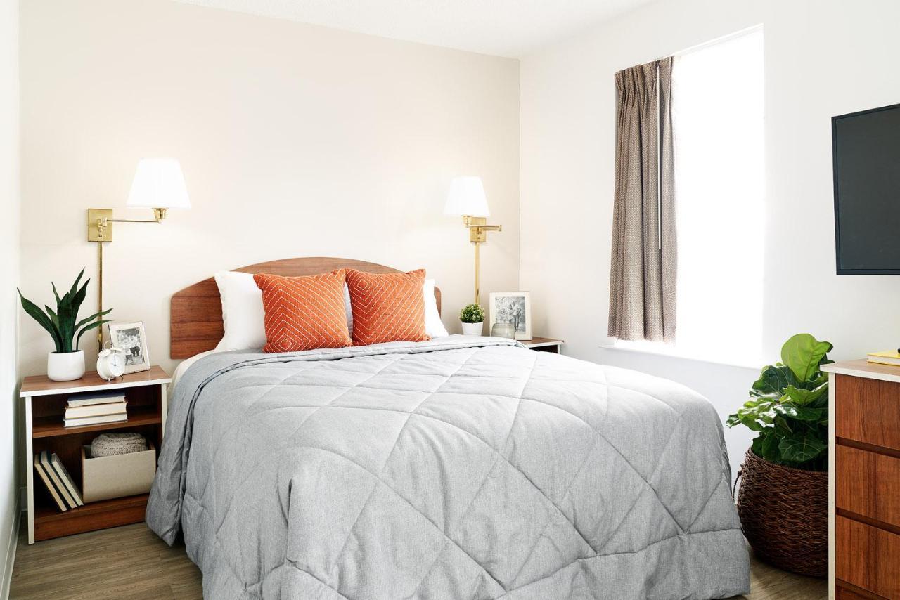 Intown Suites Extended Stay Minneapolis Mn - Coon Rapids Exterior photo